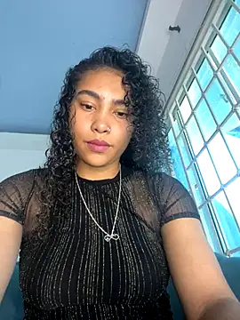 SophieD online show from 11/19/25, 02:06