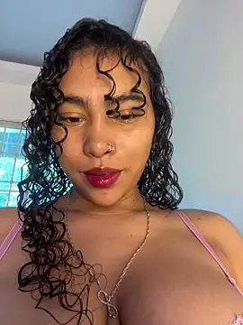 SophieD online show from 05/22/26, 01:06