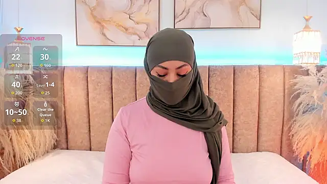 azza   online show from 10/27/25, 12:20