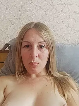 LunaSugarX online show from 11/02/25, 08:28