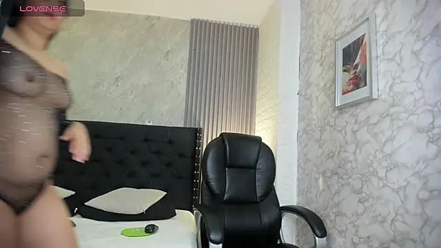 alicy  torres online show from 10/09/25, 12:14