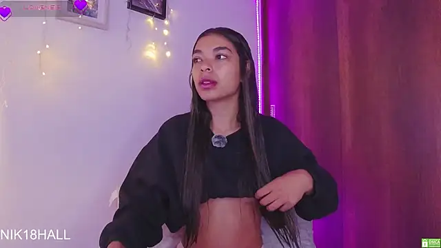 Snapshot of Nicolle_swt chatting on 03/04/26, 10:21 Nicolle swt online show from 03/04/26, 10:21