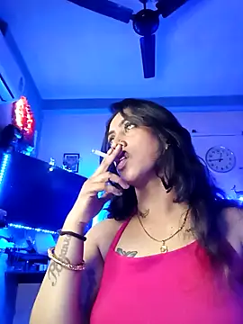 Snapshot of Love_Beauty01 chatting on 02/03/26, 06:46 Love Beauty01 online show from 02/03/26, 06:46