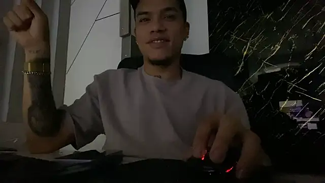 AlphaMasterXxx online show from 09/17/25, 12:56