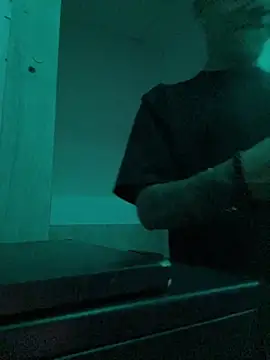 AlphaMasterXxx online show from 10/03/25, 03:14