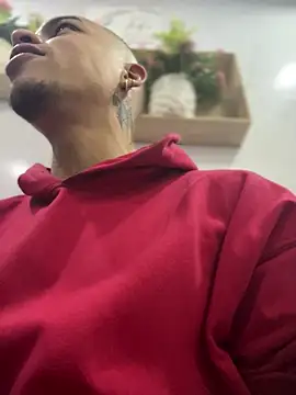 AlphaMasterXxx online show from 10/12/25, 12:09