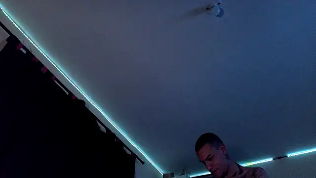 AlphaMasterXxx online show from 10/19/25, 11:38