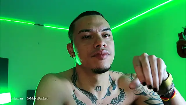 AlphaMasterXxx online show from 11/22/25, 08:52