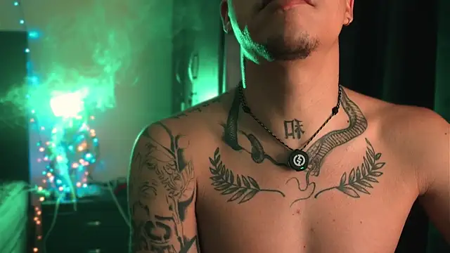 AlphaMasterXxx online show from 04/08/26, 10:37