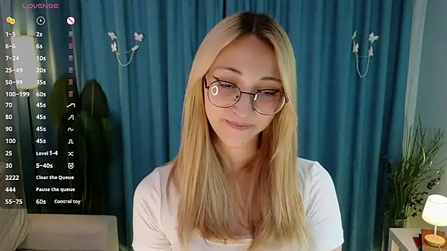 Snapshot of Marry_sharp chatting on 09/12/25, 09:04 Marry sharp online show from 09/12/25, 09:04