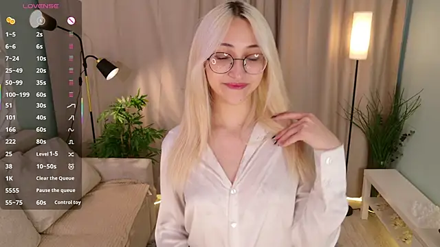 Snapshot of Marry_sharp chatting on 11/06/25, 09:05 Marry sharp online show from 11/06/25, 09:05