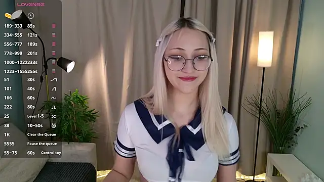 Snapshot of Marry_sharp chatting on 11/28/25, 09:06 Marry sharp online show from 11/28/25, 09:06