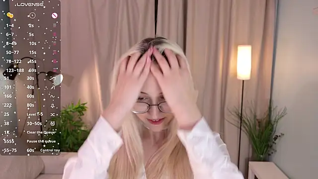 Snapshot of Marry_sharp chatting on 12/04/25, 09:34 Marry sharp online show from 12/04/25, 09:34