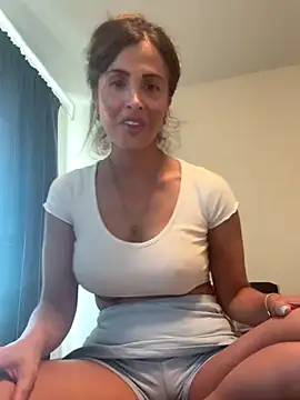 Alona Brown online show from 09/17/25, 07:59