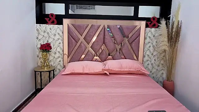 mysterius boy online show from 12/02/25, 08:37