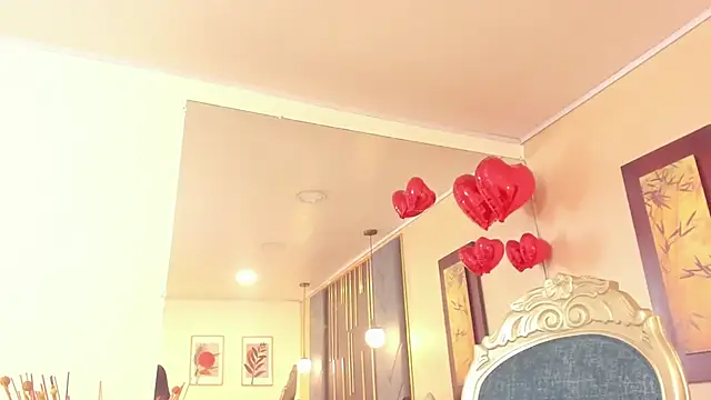 OliviGrace online show from 10/05/25, 01:15