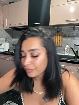 Snapshot of JaneetDeea chatting on 10/12/25, 09:47 JaneetDeea online show from 10/12/25, 09:47