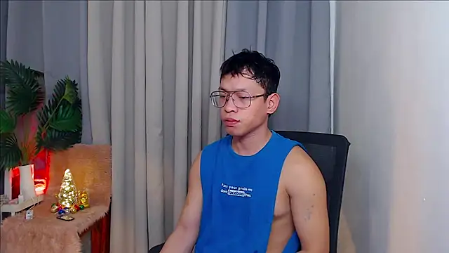 pinkcock froi2305 online show from 10/13/25, 12:05