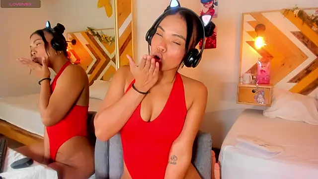 SoleneFontaine online show from 10/11/25, 11:53