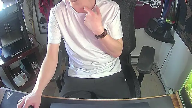 Snapshot of k_dick chatting on 02/11/26, 01:10 k dick online show from 02/11/26, 01:10