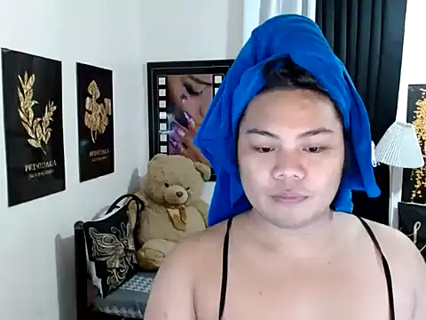 TSbrianaHugeCock online show from 03/26/26, 05:40