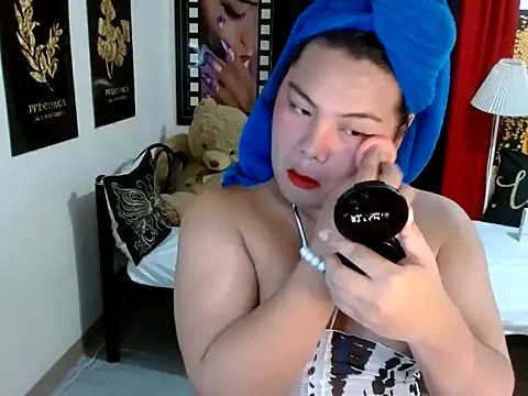 Snapshot of TSbrianaHugeCock chatting on 05/25/26, 02:23 TSbrianaHugeCock online show from 05/25/26, 02:23