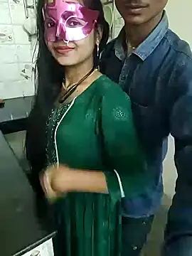 Snapshot of LOVE568 chatting on 02/21/26, 05:41 LOVE568 online show from 02/21/26, 05:41