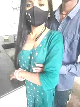 Snapshot of LOVE568 chatting on 03/08/26, 03:43 LOVE568 online show from 03/08/26, 03:43