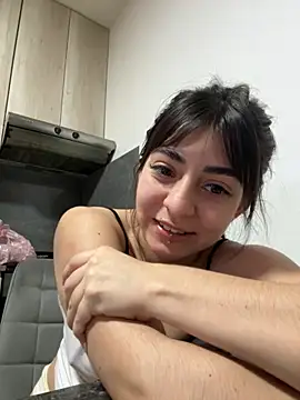 Snapshot of julichikita chatting on 10/22/25, 04:35 julichikita online show from 10/22/25, 04:35