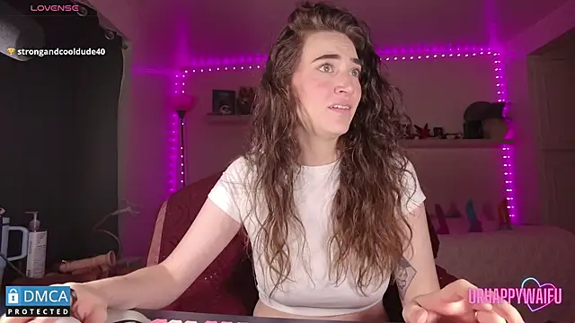 Snapshot of urhappywaifu chatting on 10/22/25, 12:22 urhappywaifu online show from 10/22/25, 12:22