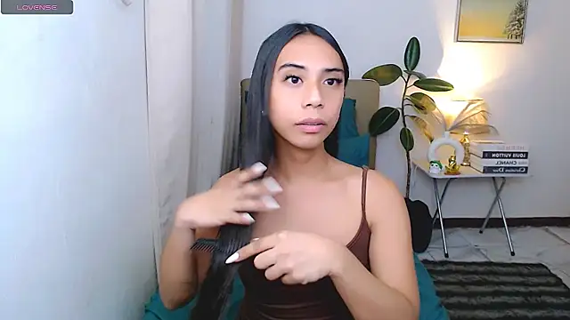 Snapshot of scarlet_smith7 chatting on 06/25/26, 01:16 scarlet smith7 online show from 06/25/26, 01:16