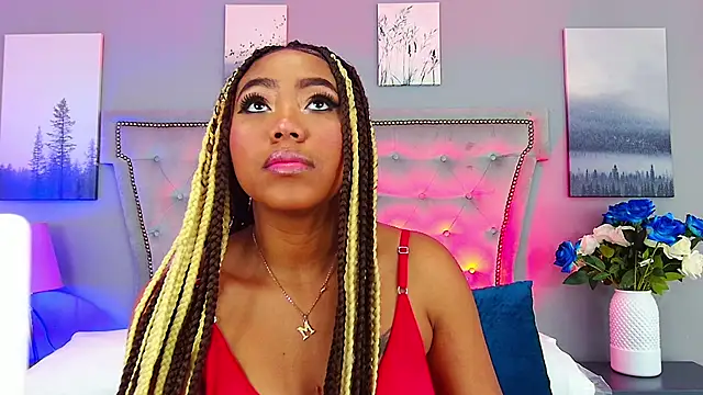 AngelaRoberts online show from 11/13/25, 03:49