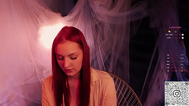 GildedKitten online show from 11/18/25, 07:29