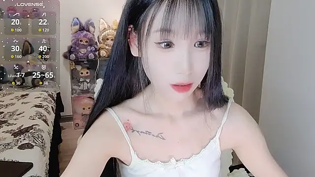 Snapshot of M-OTT_ chatting on 07/25/26, 03:20 M-OTT online show from 07/25/26, 03:20