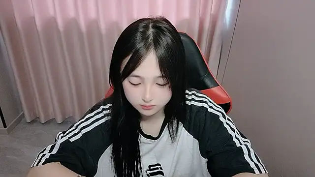 Snapshot of xxz98 chatting on 04/14/26, 07:58 xxz98 online show from 04/14/26, 07:58