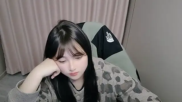 Snapshot of xxz98 chatting on 04/22/26, 11:23 xxz98 online show from 04/22/26, 11:23