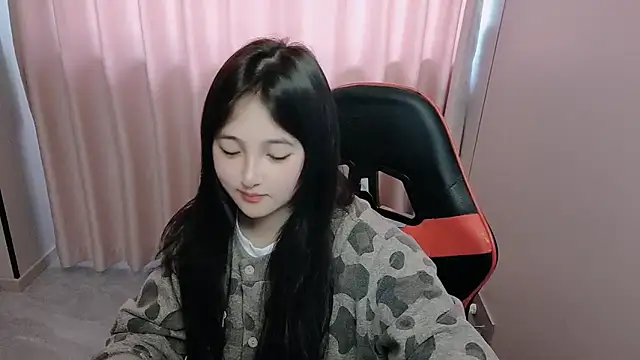 Snapshot of xxz98 chatting on 04/24/26, 03:31 xxz98 online show from 04/24/26, 03:31