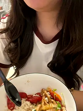 Knorr Vietnams online show from 10/07/25, 02:31