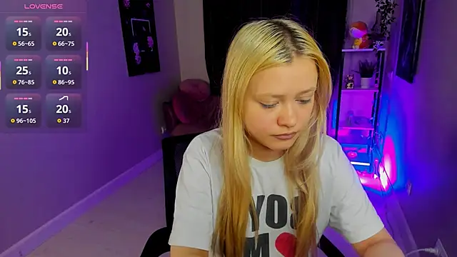 Millie Vanillies online show from 10/04/25, 03:21