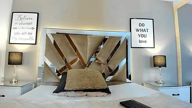 cellestehot online show from 10/16/25, 11:55