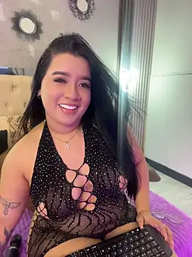 Aliciawhitee online show from 04/22/26, 02:58