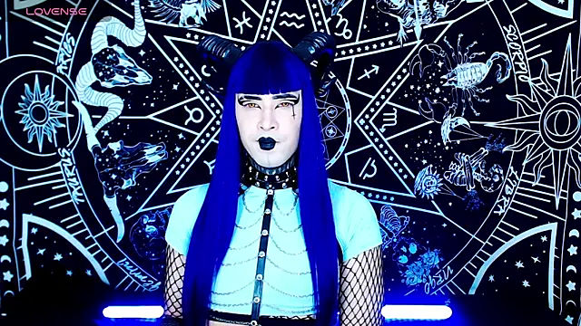 naomi satan online show from 10/17/25, 12:25