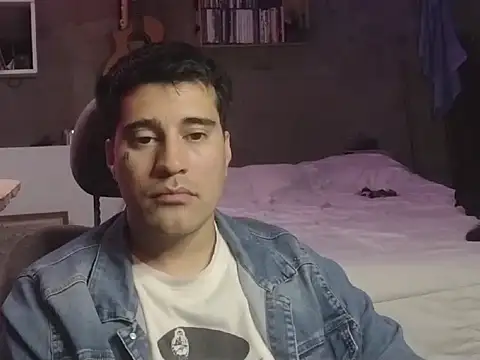 parca13 online show from 11/21/25, 04:44