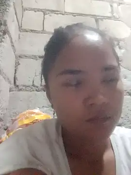 Sexy-Mama25 online show from 12/17/25, 01:50