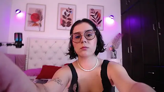 barbyehot online show from 10/23/25, 07:56