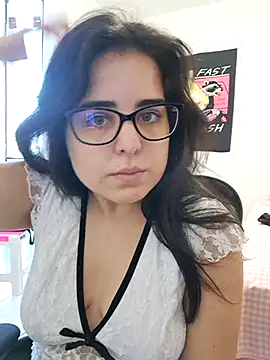 CutteGirl99 online show from 09/25/25, 01:59