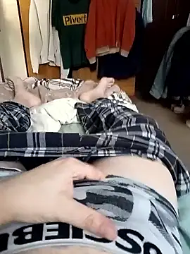 Empi19cm online show from 11/29/25, 07:55