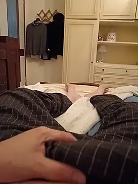 Empi19cm online show from 04/08/26, 05:40