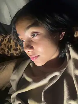 Milaa Star  online show from 04/06/26, 04:21