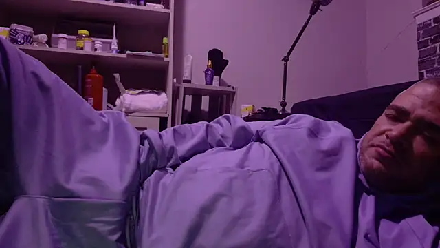 Snapshot of Dallasbest214 chatting on 03/13/26, 04:19 Dallasbest214 online show from 03/13/26, 04:19